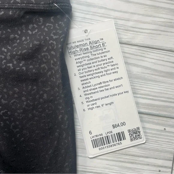 NWT Lululemon Align High-Rise Short 6" Leopard Daisy Emboss Black SIZE 6 - Picture 4 of 13